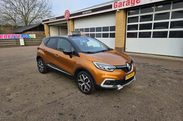 Renault Captur (2017) thumbnail 2