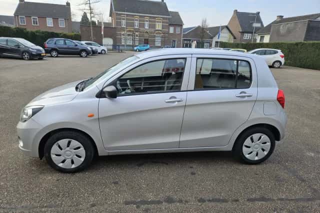 Suzuki Celerio (2016) thumbnail 6