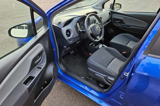 Toyota Yaris (2020) thumbnail 6