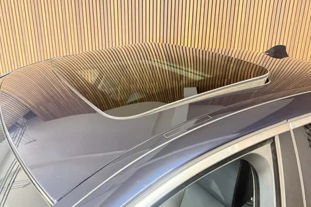 BMW 5-Serie (2010) thumbnail 5