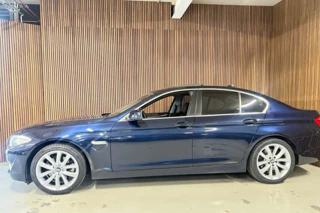 BMW 5-Serie (2010) thumbnail 6
