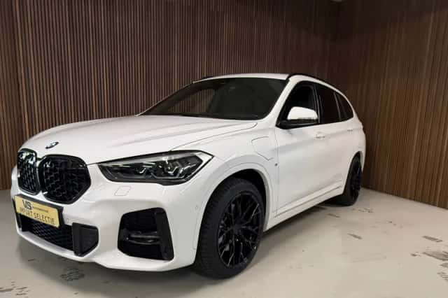 BMW X1 (2021) thumbnail 5