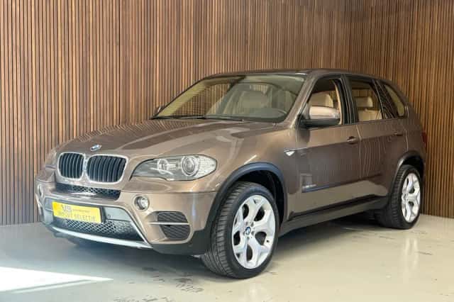 BMW X5 (2010) thumbnail 1