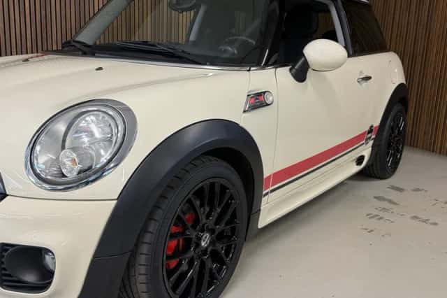 MINI John Cooper Works (2011) thumbnail 4