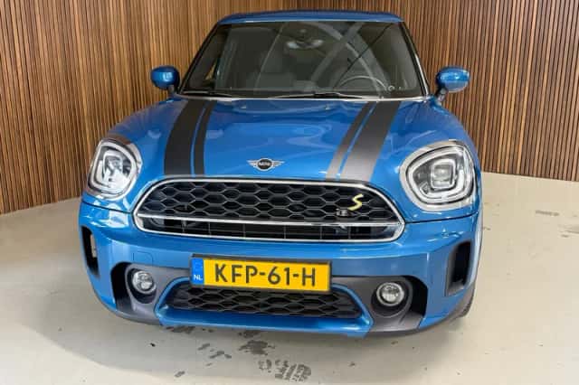 MINI Countryman (2022) thumbnail 3