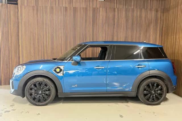 MINI Countryman (2022) thumbnail 6