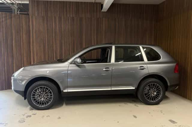Porsche Cayenne (2003) thumbnail 6