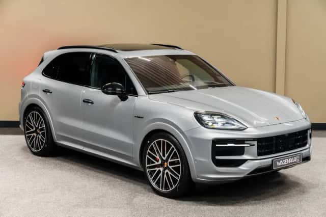Porsche Cayenne (2025) thumbnail 5