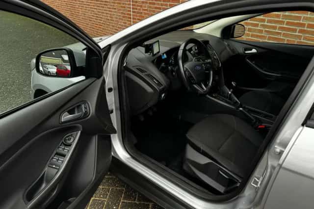 Ford Focus (2017) thumbnail 4