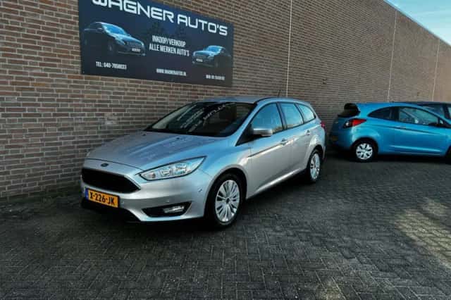 Ford Focus (2017) thumbnail 1