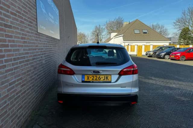 Ford Focus (2017) thumbnail 5