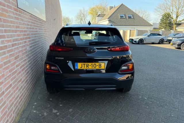Hyundai Kona (2019) thumbnail 5