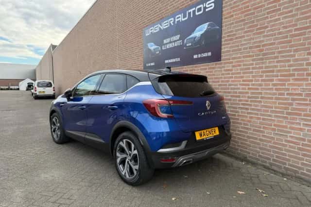 Renault Captur (2021) thumbnail 6