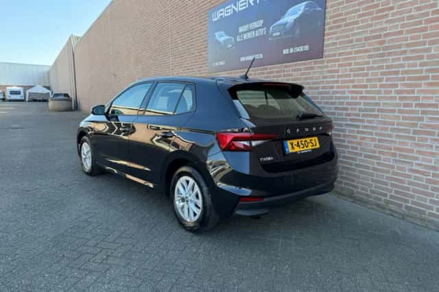 Škoda Fabia (2022) thumbnail 6