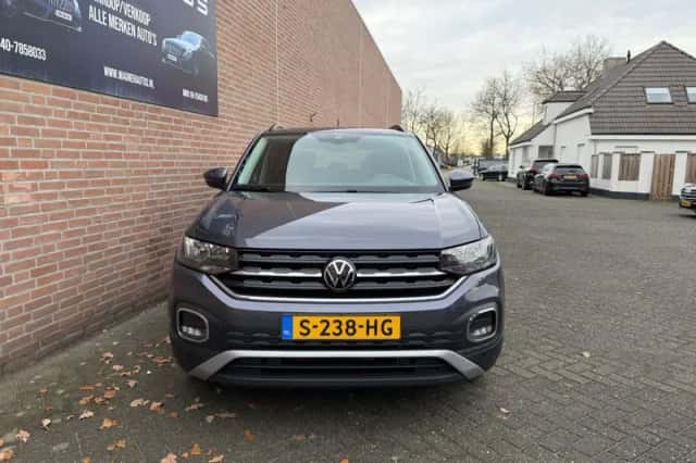 Volkswagen T-Cross (2022) thumbnail 2