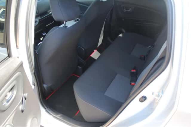 Toyota Yaris (2018) thumbnail 6