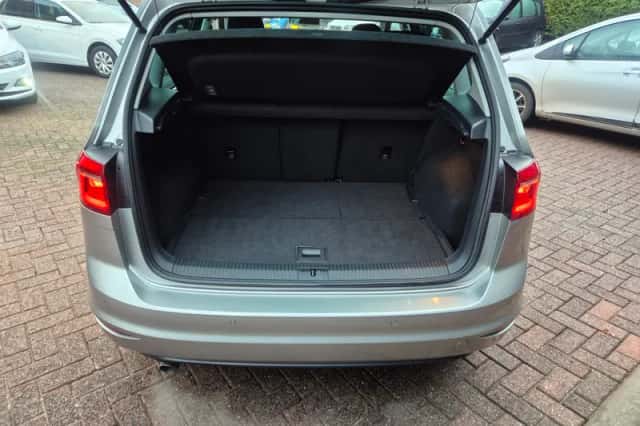 Volkswagen Golf Sportsvan (2014) thumbnail 4