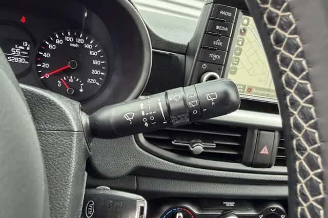 Kia Picanto (2020) thumbnail 16