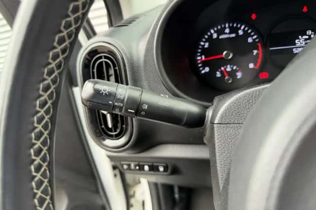 Kia Picanto (2020) thumbnail 17