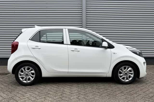 Kia Picanto (2020) thumbnail 6