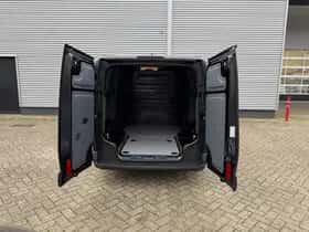 Kia PV5 (2025) thumbnail 14