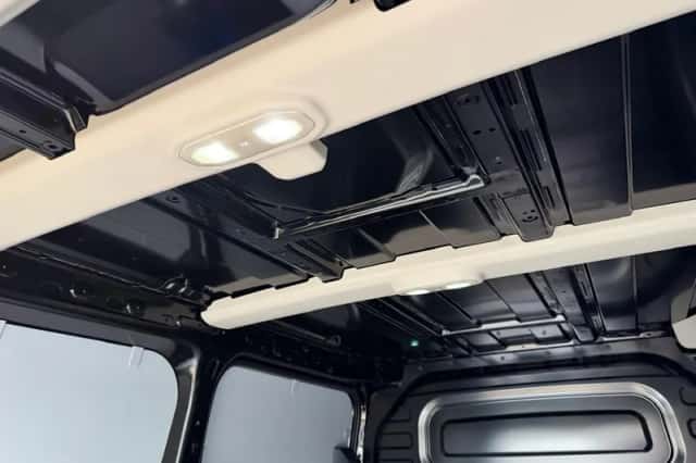 Kia PV5 (2025) thumbnail 16