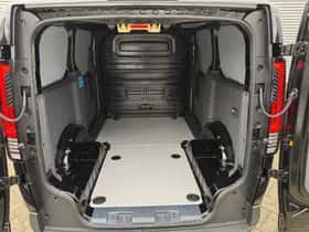 Kia PV5 (2025) thumbnail 17