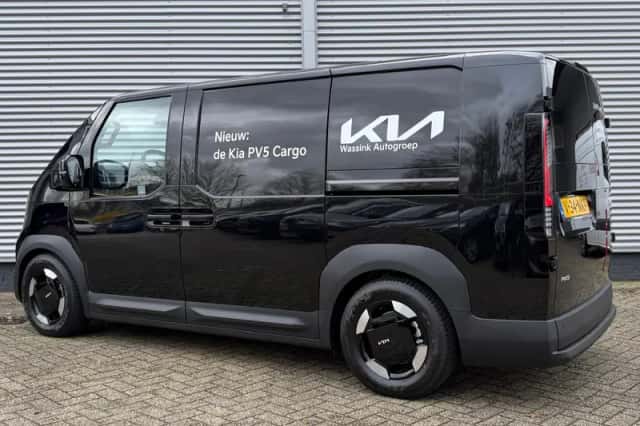 Kia PV5 (2025) thumbnail 4