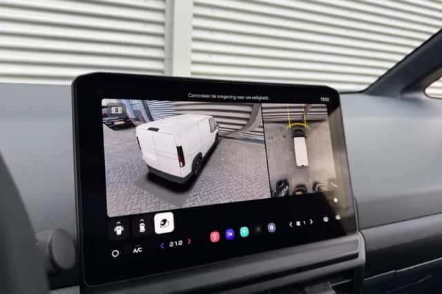 Kia PV5 (2025) thumbnail 45