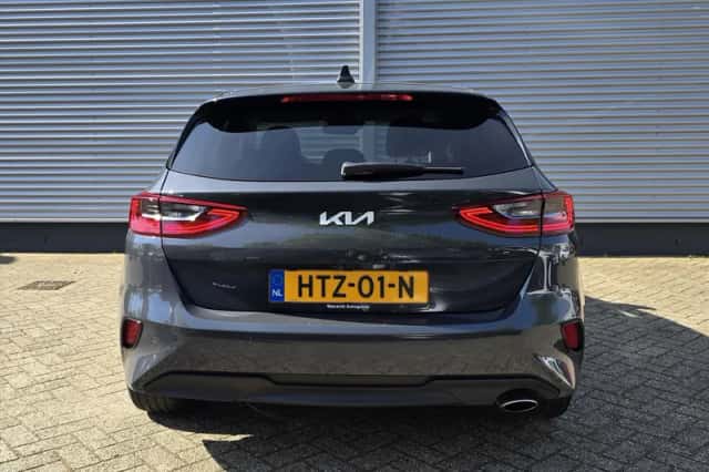 Kia Ceed (2025) thumbnail 4