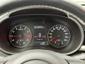 Kia Picanto (2023) thumbnail 11