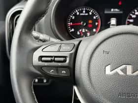 Kia Picanto (2023) thumbnail 12