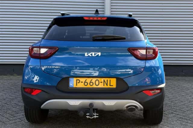Kia Stonic (2022) thumbnail 5