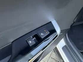 Kia EV6 (2022) thumbnail 13
