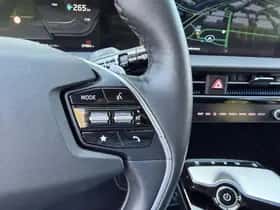 Kia EV6 (2022) thumbnail 17