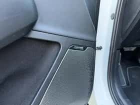 Kia EV6 (2022) thumbnail 33