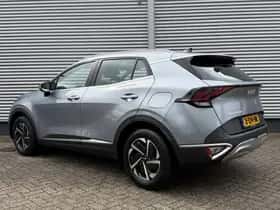 Kia Sportage (2023) thumbnail 3
