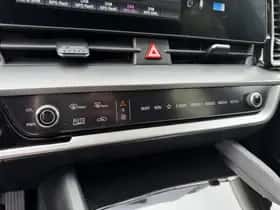 Kia Sportage (2023) thumbnail 25