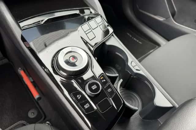 Kia Sportage (2023) thumbnail 26