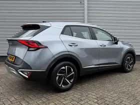 Kia Sportage (2023) thumbnail 5