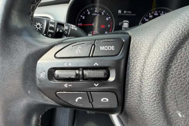 Kia Stonic (2022) thumbnail 17