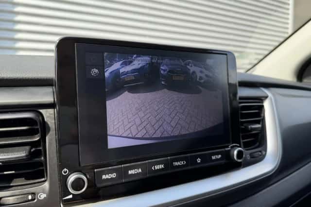 Kia Stonic (2022) thumbnail 22