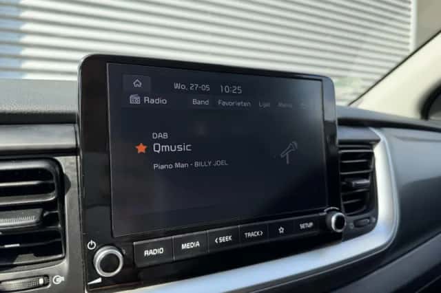 Kia Stonic (2022) thumbnail 23