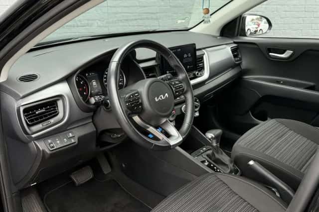Kia Stonic (2024) thumbnail 11