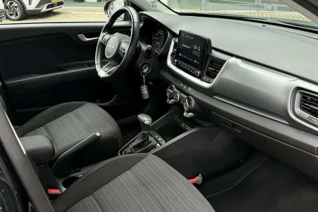 Kia Stonic (2024) thumbnail 13
