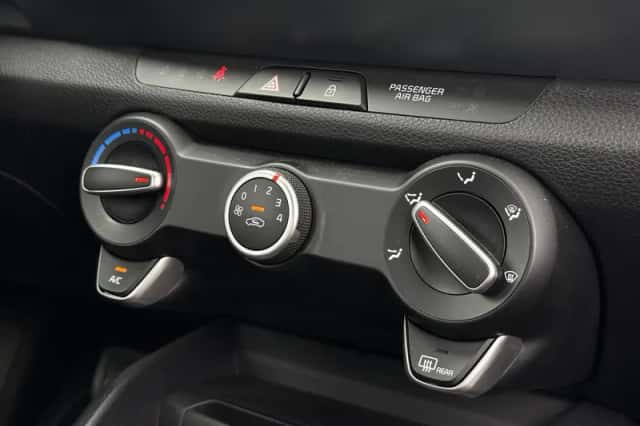 Kia Stonic (2024) thumbnail 27