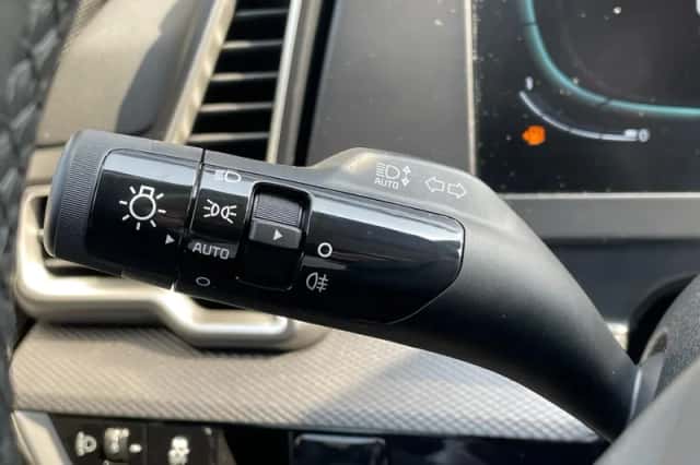 Kia Sportage (2023) thumbnail 23