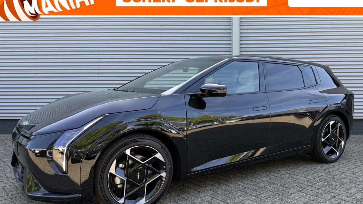 Kia EV4 (2026) — foto 1