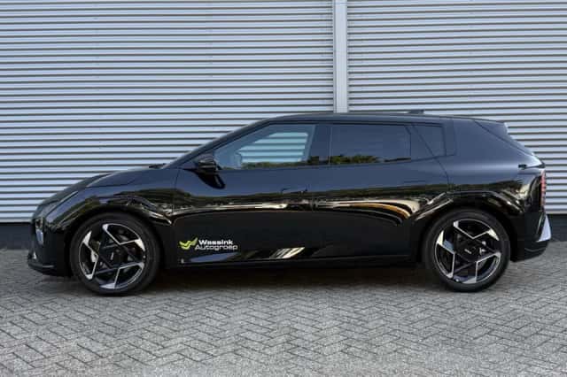 Kia EV4 (2026) thumbnail 2