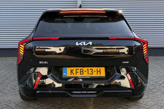 Kia EV4 (2026) thumbnail 5